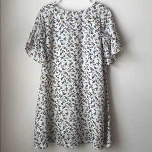 White flower printed dress